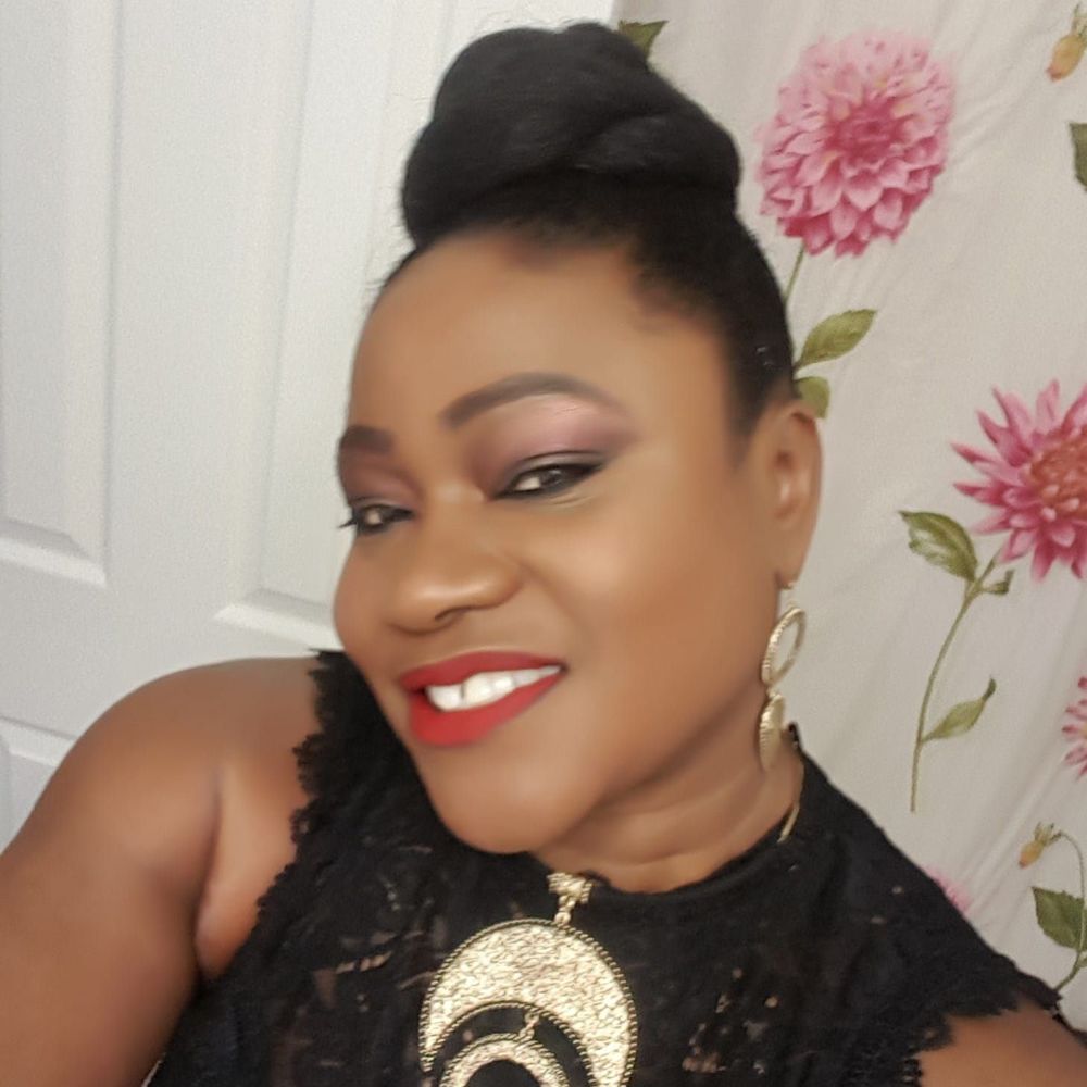 Meet your Posher, Christine